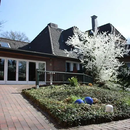 Haus Hubertus מלון 3*
