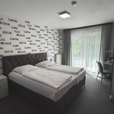 Hotell Haus Hubertus