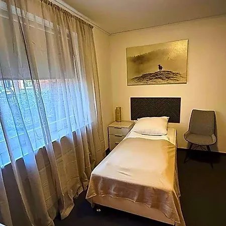 Hotel Haus Hubertus 3*